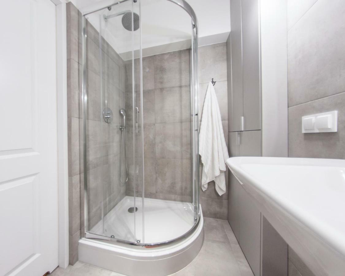 Family Luxury Comfort Old Town Apartament, 1-8, 2 Sypialnie I Salon, Parking W Cenie Danzig Exterior foto
